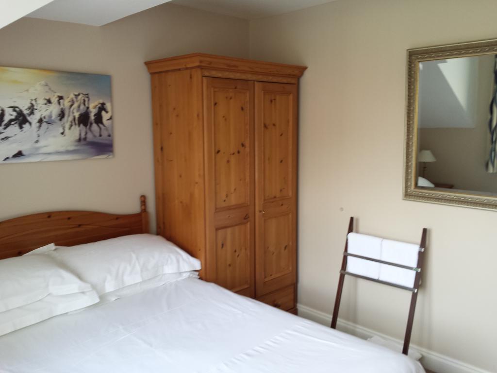 Glenade Bed & Breakfast Bath Oda fotoğraf
